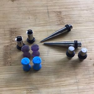 4 Gauge taper, plug and tunnel set.